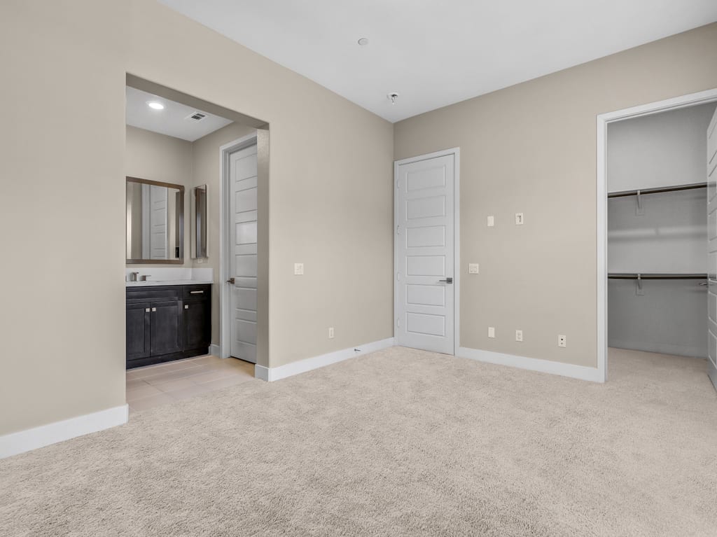 612 Seabreeze Ave, Tampa, FL